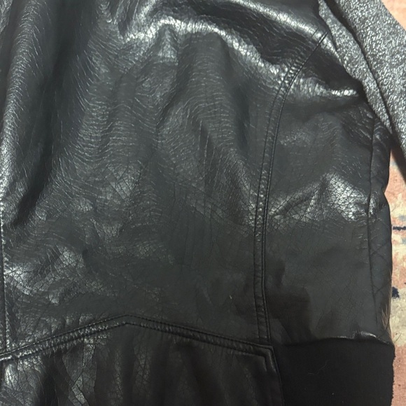 Streetwear Society Black and Gray Leather Jacket - Picture 10 of 10